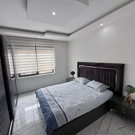 Sa Apartments! Sea View 2bd Flat *