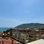 Sa Apartments! Sea View 2bd Flat * 阿拉尼亚