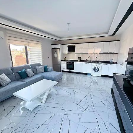 Sa Apartments! Sea View 2bd Flat *