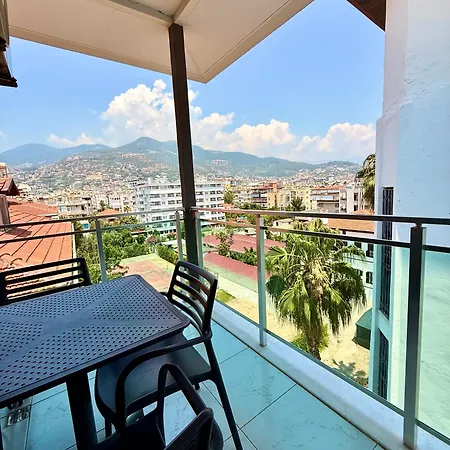 Sa Apartments! Sea View 2bd Flat * アランヤ