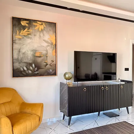 Sa Apartments! Sea View 2bd Flat アランヤ