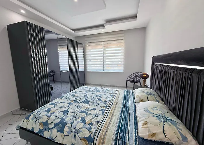 Sa Apartments! Sea View 2bd Flat * 阿拉尼亚