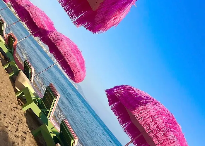 Sa Apartments! Sea View 2bd Flat 公寓