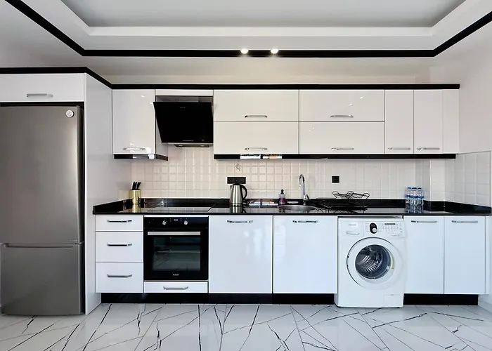 Sa Apartments! Sea View 2bd Flat شقة