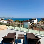 Apartmán Sa Apartments! Sea View 2bd Flat